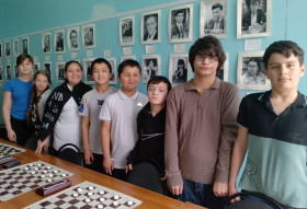 Шахматный и шашечный турниры, посвящённые Дню космонавтики.