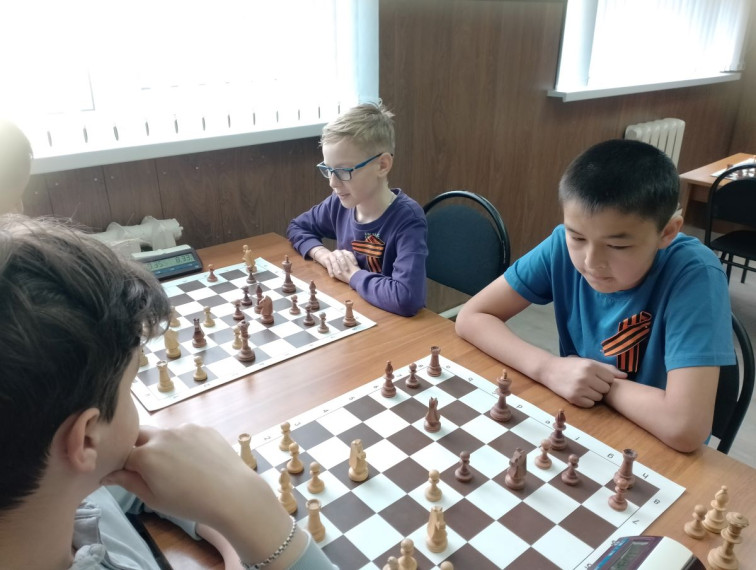 Турнир по многоборью в детско-юношеском шахматном клубе имени С. А. Карякина, посвящённый Дню Победы.